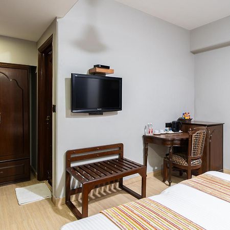Hotel Sunstar Grand Delhi  Eksteriør bilde