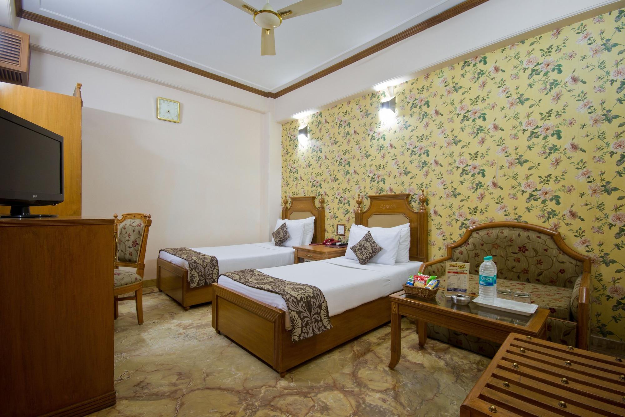 Hotel Sunstar Grand Delhi  Eksteriør bilde