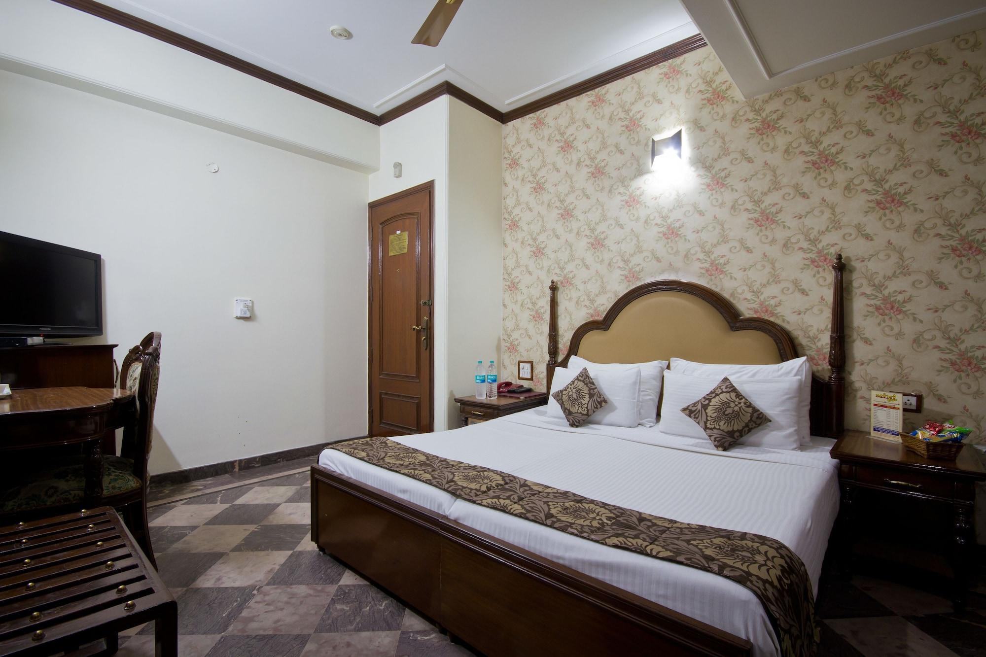 Hotel Sunstar Grand Delhi  Eksteriør bilde