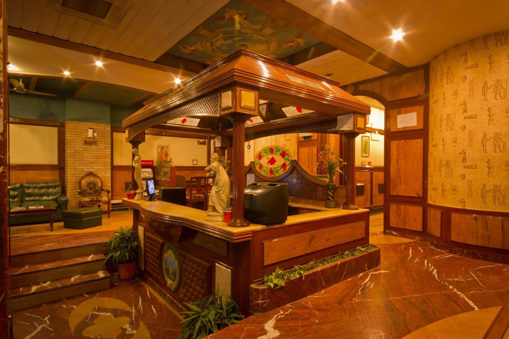 Hotel Sunstar Grand Delhi  Eksteriør bilde