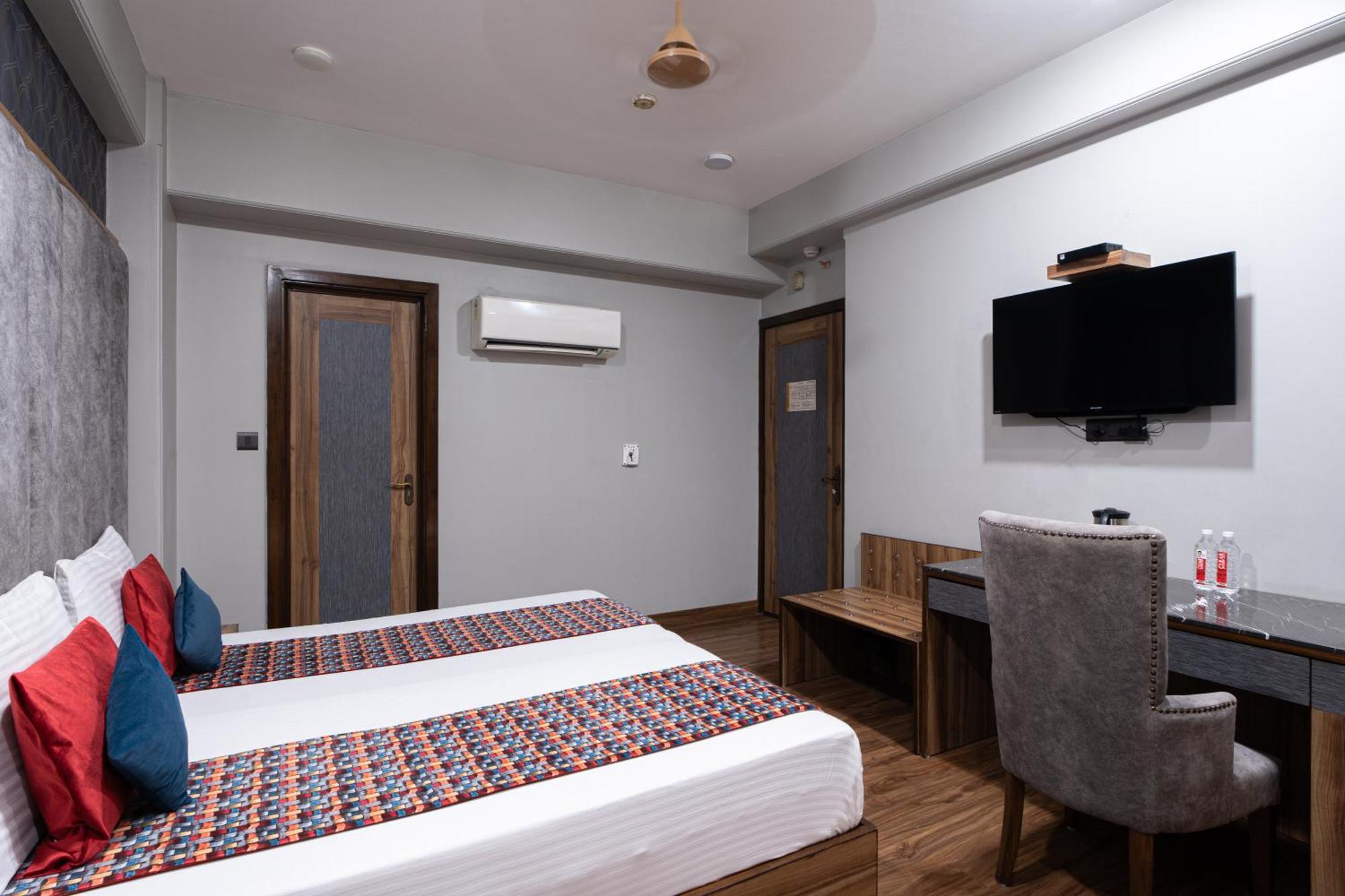 Hotel Sunstar Grand Delhi  Eksteriør bilde