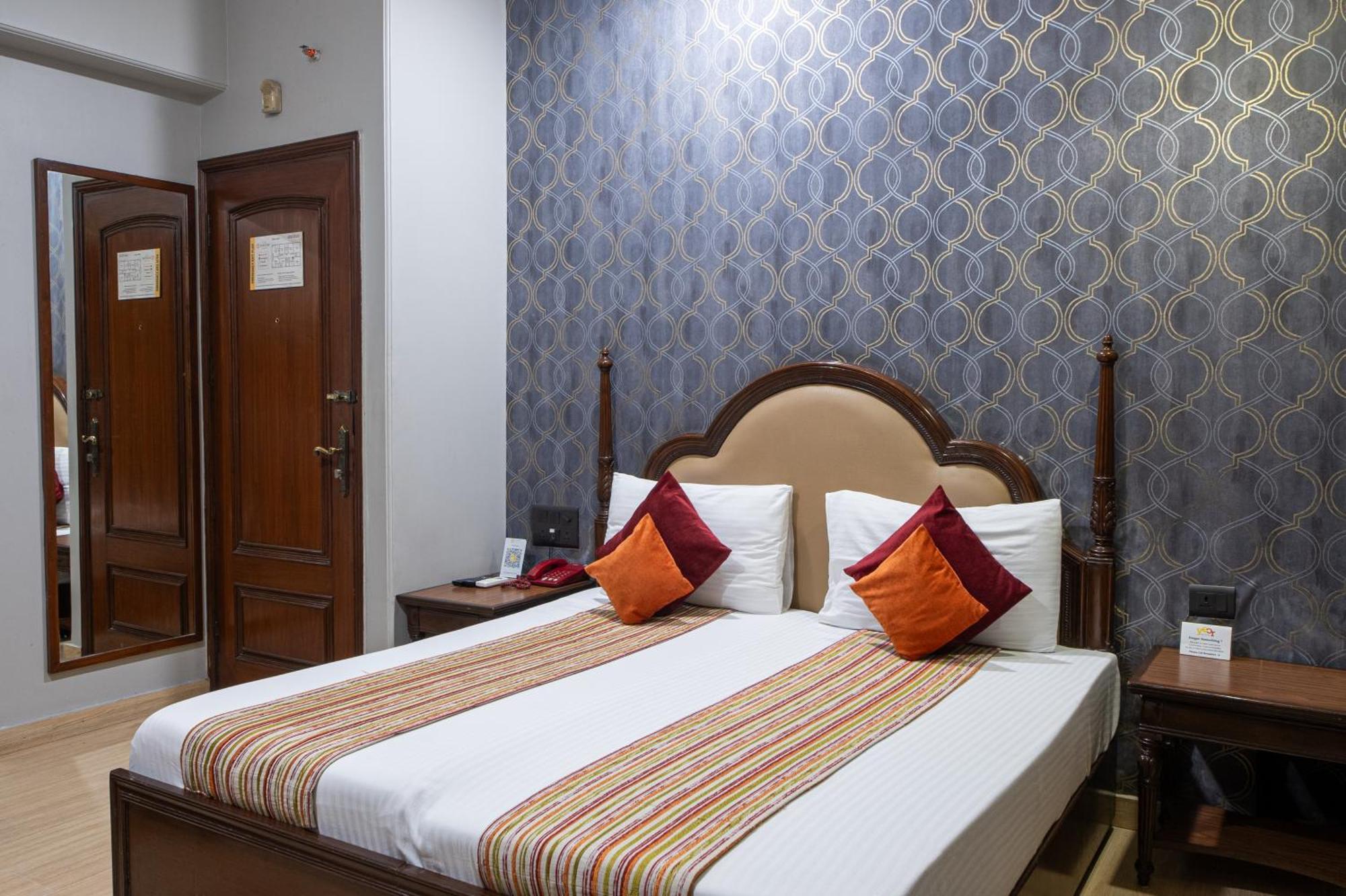 Hotel Sunstar Grand Delhi  Eksteriør bilde