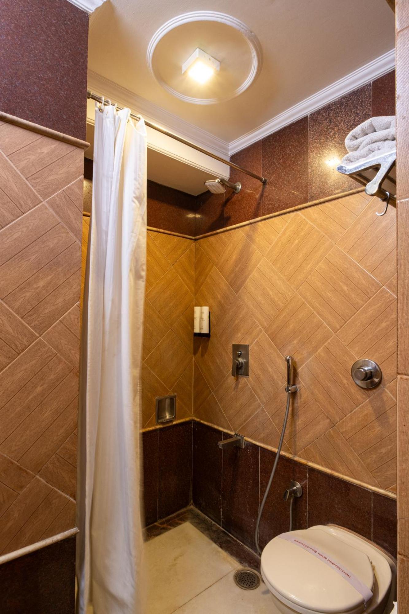 Hotel Sunstar Grand Delhi  Eksteriør bilde