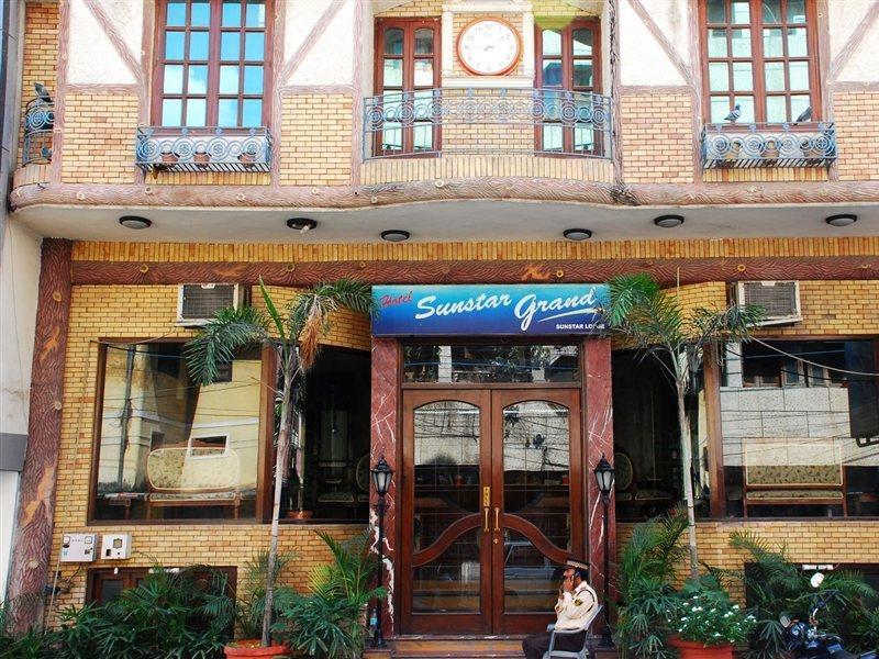 Hotel Sunstar Grand Delhi  Eksteriør bilde