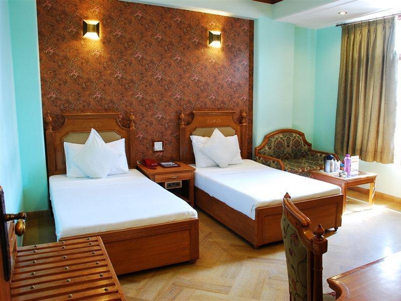 Hotel Sunstar Grand Delhi  Eksteriør bilde