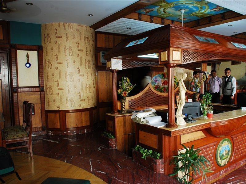 Hotel Sunstar Grand Delhi  Eksteriør bilde